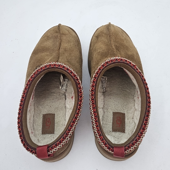 UGG Tazz Platform Slippers Sand Size 6 Women Suede Cozy Fashionable Slip-On - Picture 6 of 15